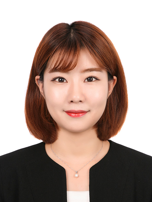 25. Sun Kyung Chun 사진
